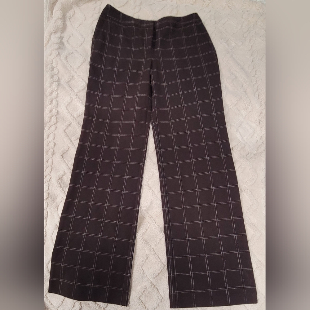 NWOT..Ann Taylor Dark Brown Plaid Brushed Pants. Size 4